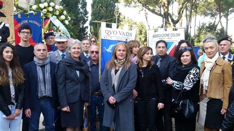 European Friends Commemora I Caduti E Prega Per Le Vittime Di Parigi