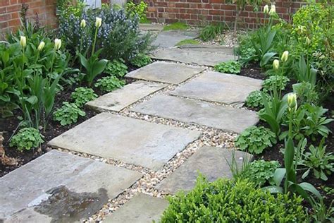 London Stone Reclaimed Yorkstone Paving Like The Pea Shingle Between