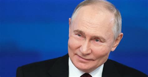 Владимир Путин поздравил сотрудников прокуратуры Хабаровского края с ...