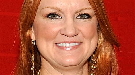 Pioneer Woman Ree Drummond Barbie Is Real And At Walmart Lupon Gov Ph