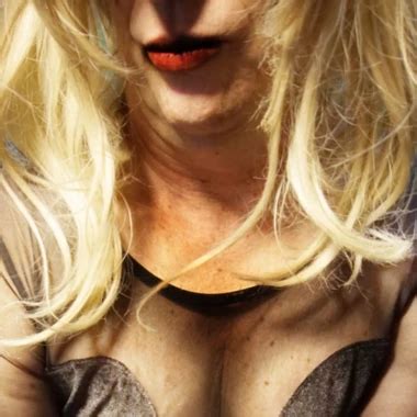 Very Horny Croatian Shemale Public Amateur Porn XHamster