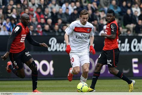 Psg Chant Me La Saison Est Magique Pour Moi