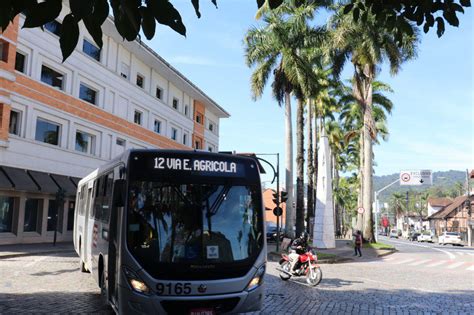 Corrida Altera Tr Nsito E Transporte Coletivo Em Blumenau No Domingo