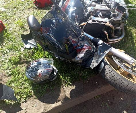 Powa Ny Wypadek Z Udzia Em Motocyklu W Jastrz Biu Zdroju Dwie Osoby