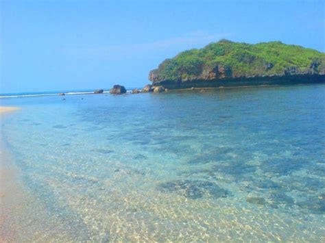 Pantai Drini Update Foto Lokasi Rute Tiket Masuk Dan Fasilitas