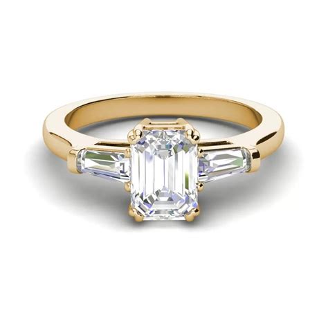 Baguette Accents 1.5 Ct VS2 F Emerald Cut Diamond Engagement Ring