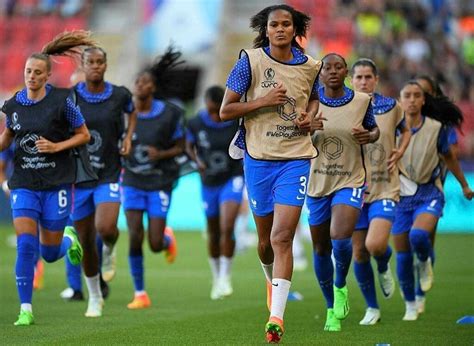 Quipe De France F Minine Quel Lendemain Pour Les Bleues Avec Herv