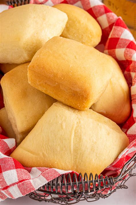 Texas Roadhouse Rolls The Novice Chef