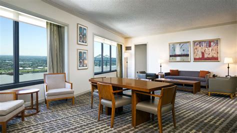 Deluxe River View Guestroom | Hotel Rooms in New Orleans | The Westin ...