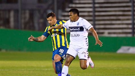 Gimnasia consiguió su primer triunfo ante Rosario Central Ovacion Futbol