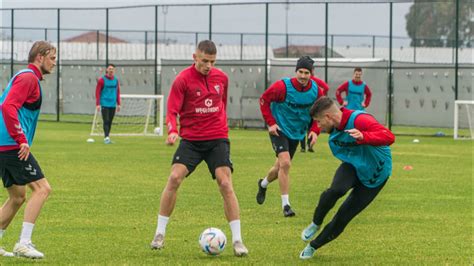 Norbert Wojtuszek I Kryspin Szcze Niak O Pierwszych Dniach W Belek