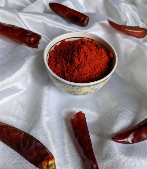 Kashmiri Pure Red Chilli Powder Lal Mirch Gyawun