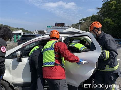 國三7車連環撞1死3傷！轎車「車尾消失」 後座男乘客遭夾身亡 Ettoday社會新聞 Ettoday新聞雲