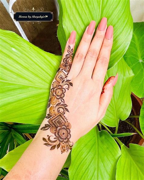 101 Simple Mehndi Design Photos Ideas For Brides To Be