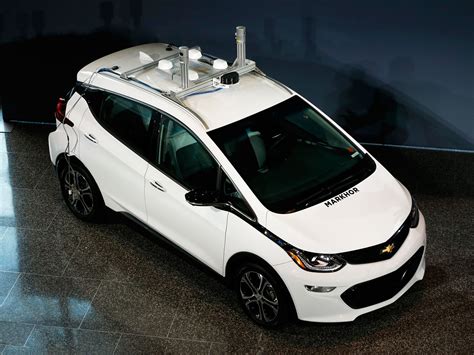 A Cruise-on-Cruise Crash Reveals the Hardest Thing About Self-Driving