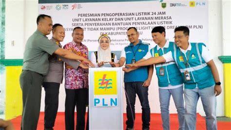 PLN UP3 Berau Resmikan Listrik 24 Jam Di Merasa Dan Kelay Serahkan