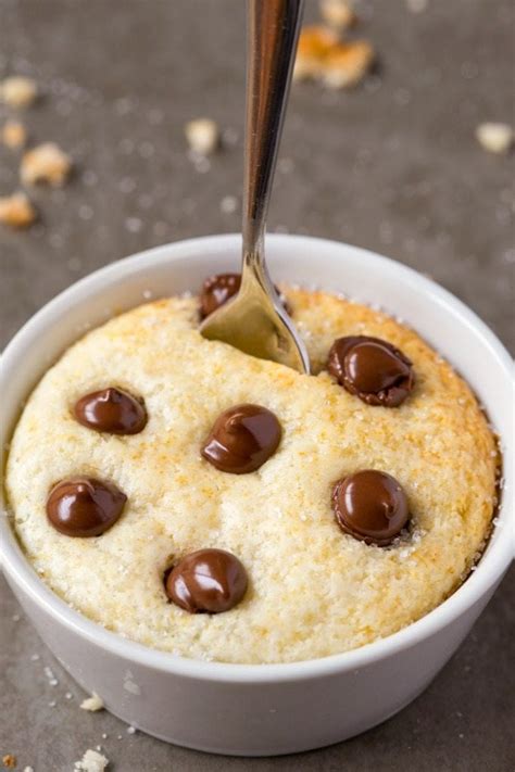 Healthy 1 Minute Low Carb Vanilla Mug Cake