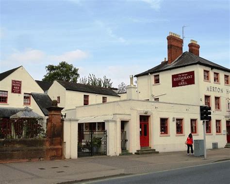 Last minute welcome! - Review of Premier Inn Hereford Holmer hotel ...