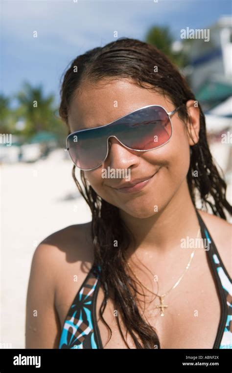 Brazil girl bikini Fotos und Bildmaterial in hoher Auflösung Seite Alamy