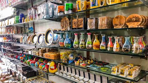 Places To Buy Souvenirs In Dubai Dubai Local