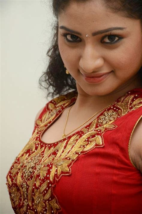 South Indian Actress Vishnu Priya Hot Half Saree Photos