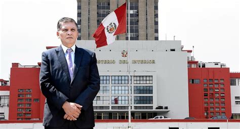 H Ctor Loayza Renuncia Al Cargo De Viceministro De Seguridad P Blica