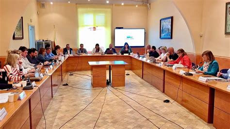 El Consell Comarcal del Baix Empordà recorda la víctima de violència