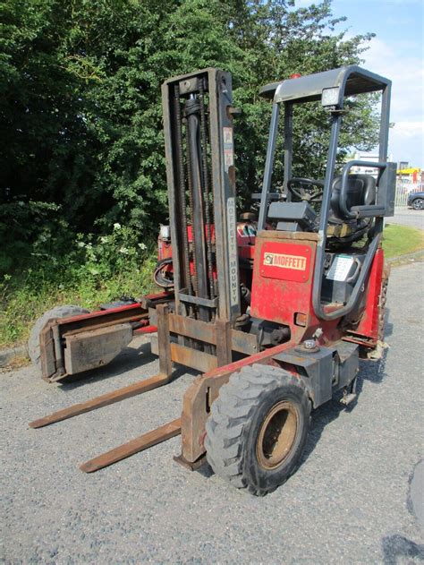 Moffett Mounty M2003 Fork Lift Forklift Truck Mounted 2 Ton 3WD