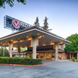 Red Lion Hotel Bellevue - 89 Photos & 105 Reviews - Hotels - 11211 Main ...