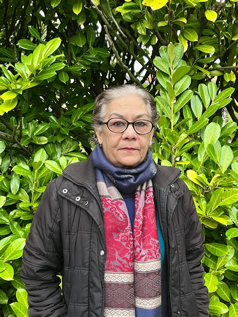 West Bromwich Central: Transit Guide to The Range Retail Store