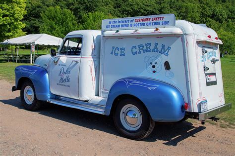 Vintage Ice Cream Truck Photograph by David Stasiak - Fine Art America