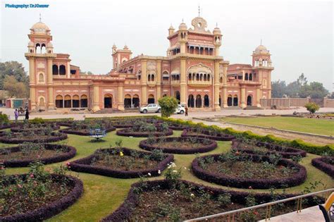 Faiz Mahal Khairpur Sindh, Pakistan - Trango Tours