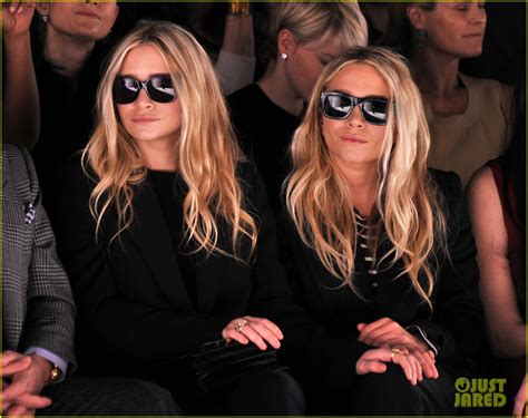 Mary Kate Ashley Olsen Front Row At J Mendel Mary Kate Ashley