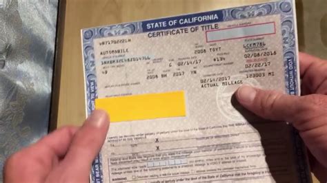 Cómo llenar y firmar un título de carro en California