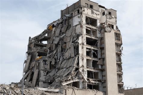 collapse building structures royalty    stock