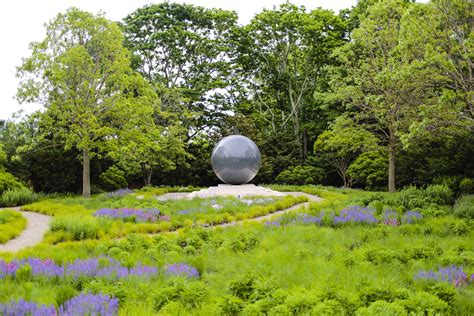 Sculpture Garden by LaGuardia Design Group Landscape Architects ...