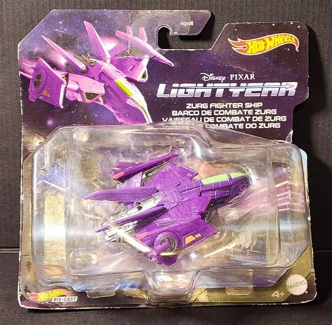 Hot Wheels Disney Pixar Lightyear Zurg Fighter Ship HGV98 3 8