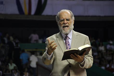 Pastor Márcio Valadão Eu busco fazer Deus sorrir