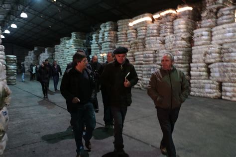 Ministro Walker visita Standard Wool | Punta Arenas, 18 de m… | Flickr