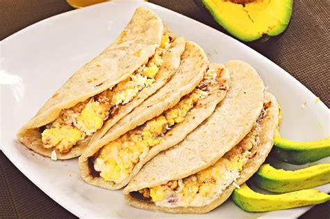 Baleada Tradicional De Huevo Y Frijoles Sabor Catracho