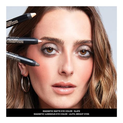 Nudestix S Nude Earth Minimalist Eyes Palette Embrace Mother Nature S