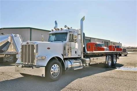 Peterbilt 389 | Peterbilt 389, Flatbed towing, Peterbilt