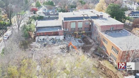 Demolition Begins On Former Huntsville City Schools Central Office