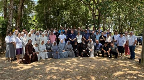 Diocese De Marab Realizou Um Encontro De Forma O Do Clero E Das Irm S