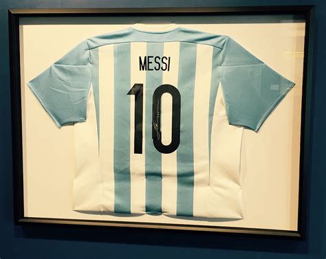 Signed Messi jersey | GearyGallery.com