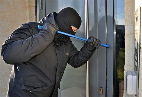 The Differences Between Theft Burglary And Robbery