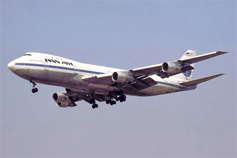 Cincuenta A Os Del Primer Vuelo Del Legendario B Jumbo Puente