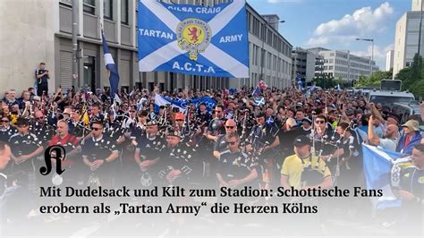 Mit Dudelsack Und Kilt Zum Stadion Schottische Fans Erobern Als