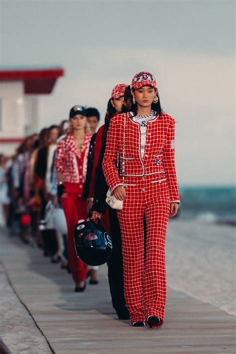 Chanel Resort 2023 Fashion Show | The Impression