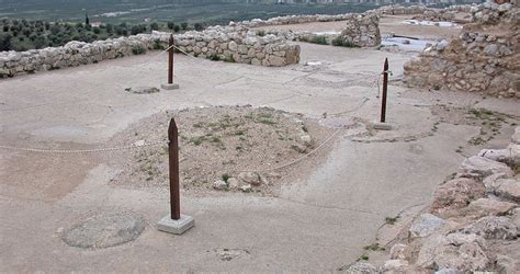 Mycenaean Palace Unearthed In Greece New Historian